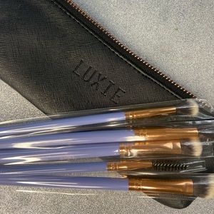 Luxie Cute travel brush set